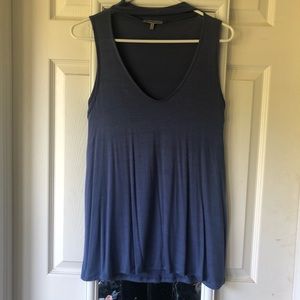 Size M Periwinkle flowy tank top